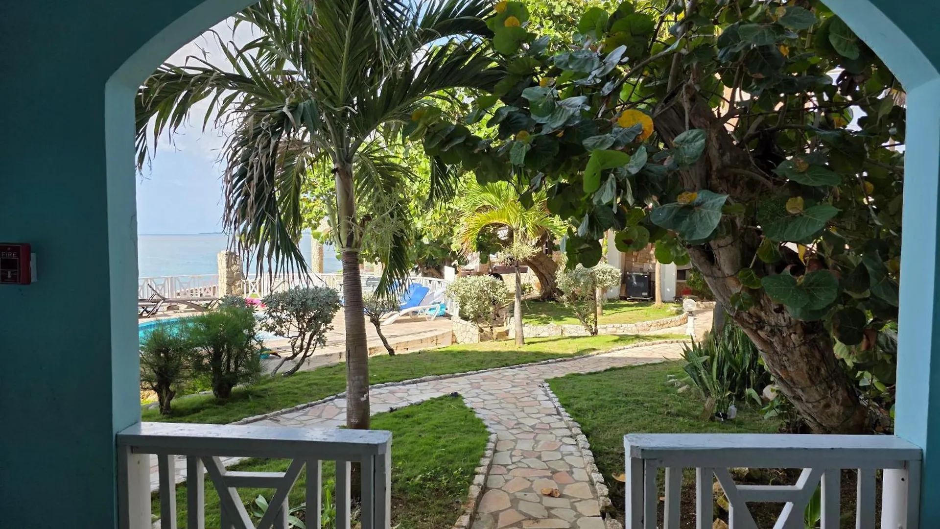 *** Szálloda Home Sweet Home Resort Negril Jamaica